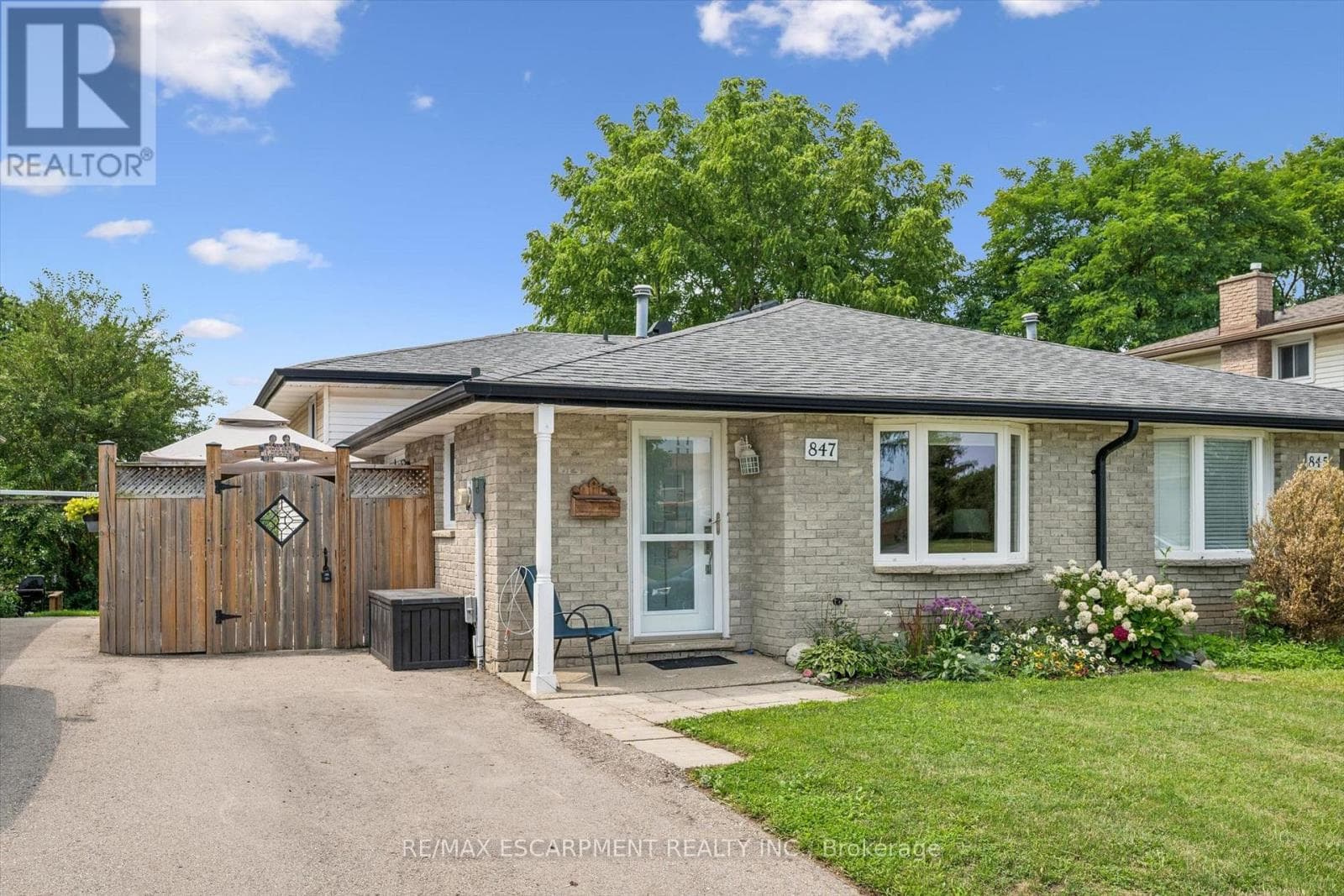 847 Doon Village Road