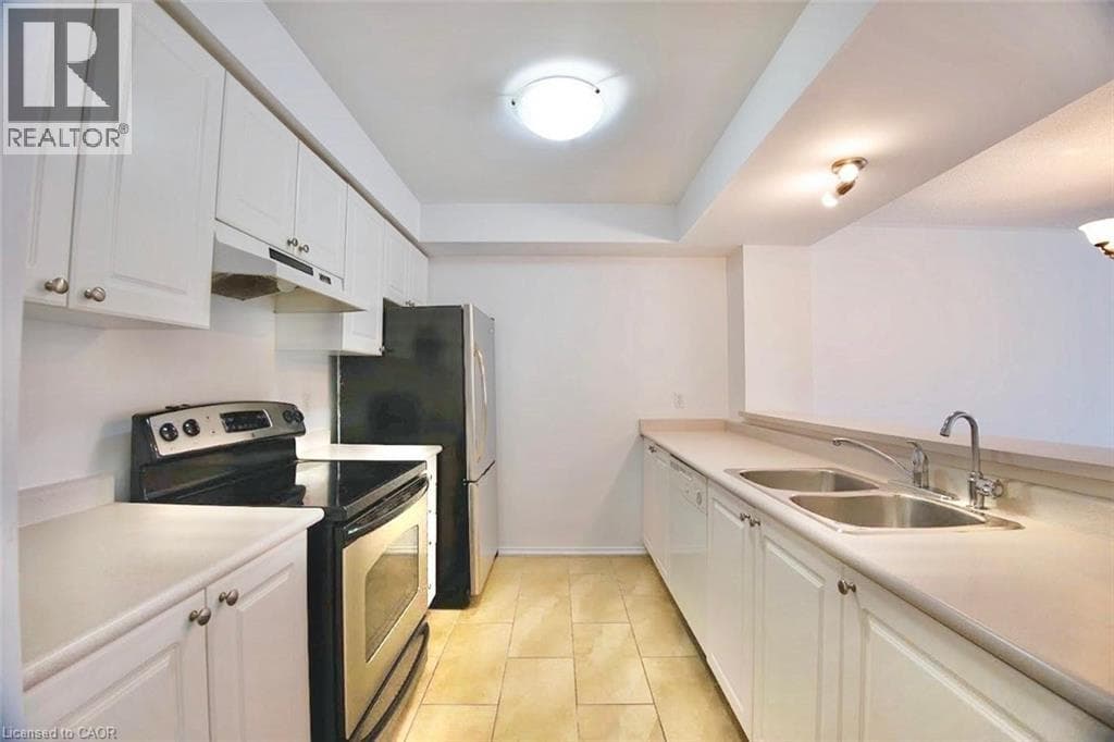 Single Family at 37- 230 BLACKHORNE Drive, Kitchener, Ontario - Photo 6 - RE/MAX Garden City Realty