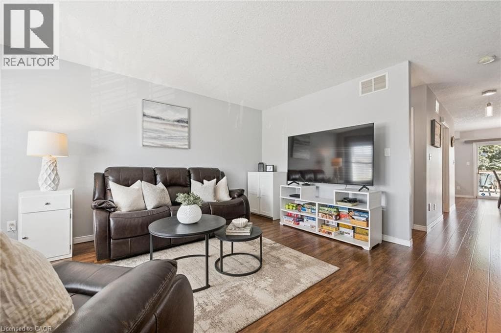 Single Family at 30 MADELEINE Street, Kitchener, Ontario - Photo 10 - RE/MAX Garden City Realty