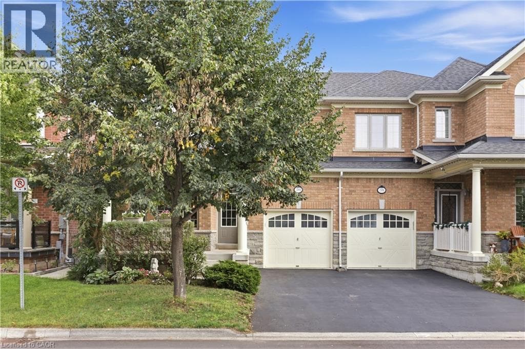 Single Family at 36 AIRD Court, Milton, Ontario - Photo 2 - RE/MAX Garden City Realty