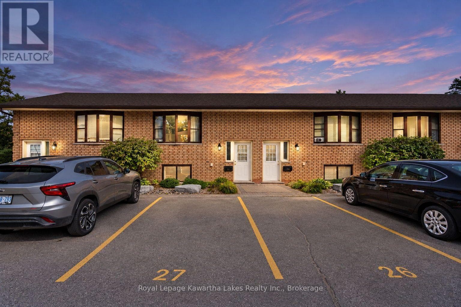 27- 115 Mary Street