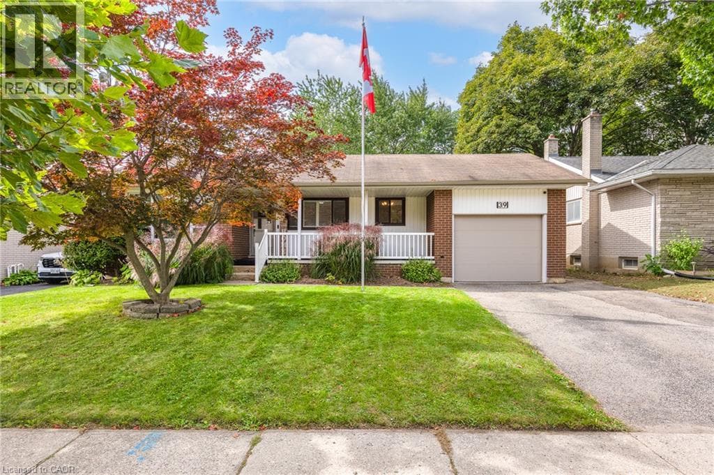 Single Family at 39 WREN Crescent, Kitchener, Ontario - Photo 2 - RE/MAX Garden City Realty