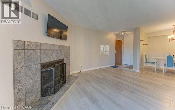 Single Family at 27- 3085 KINGSWAY Drive, Kitchener, Ontario - Photo 9 - RE/MAX Garden City Realty