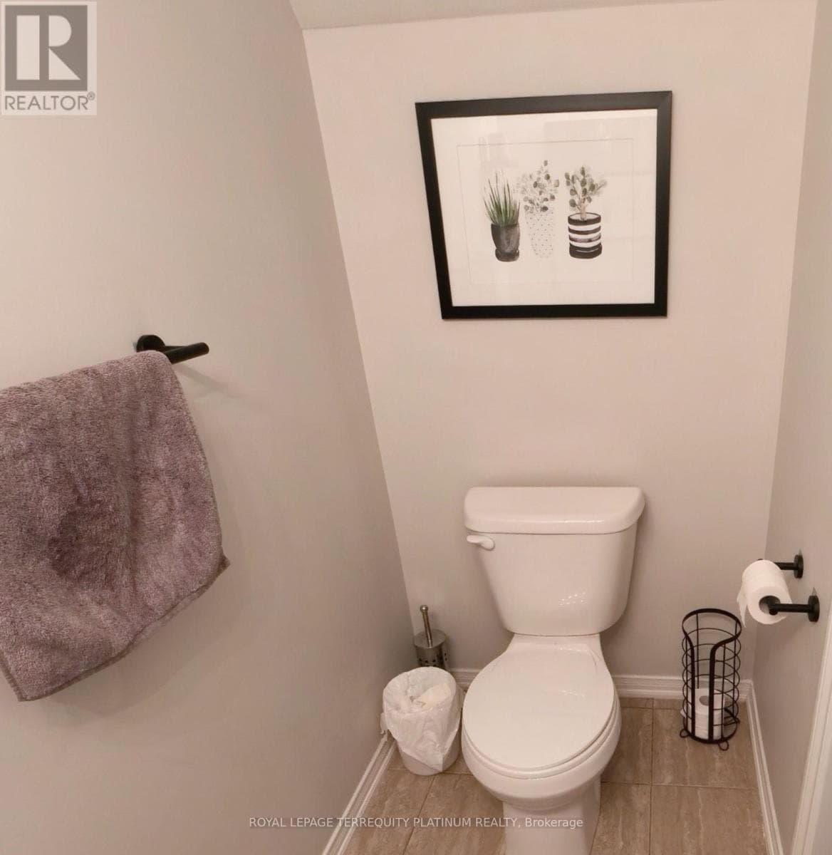 Single Family at 23- 2468 Post Road, Oakville (RO River Oaks), Ontario - Photo 5 - RE/MAX Garden City Realty