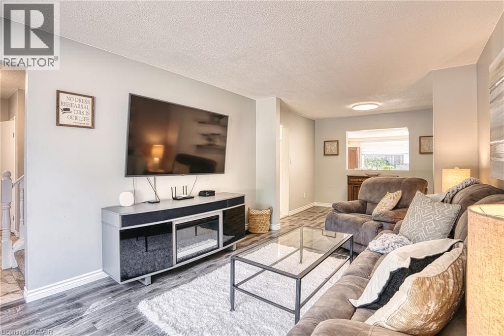 Single Family at 36 ANGELA Crescent, Cambridge, Ontario - Photo 6 - RE/MAX Garden City Realty
