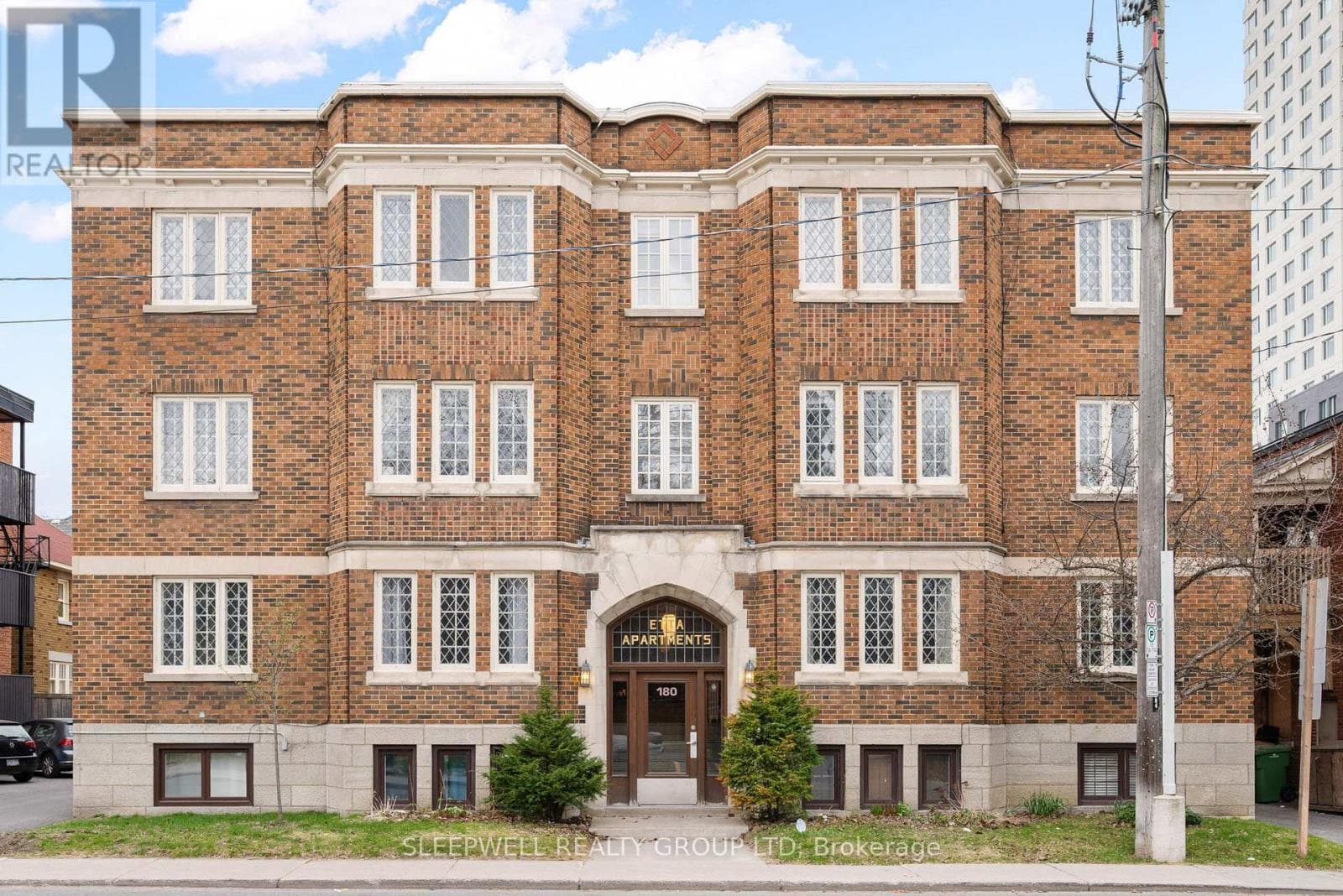 1A- 180 Augusta Street