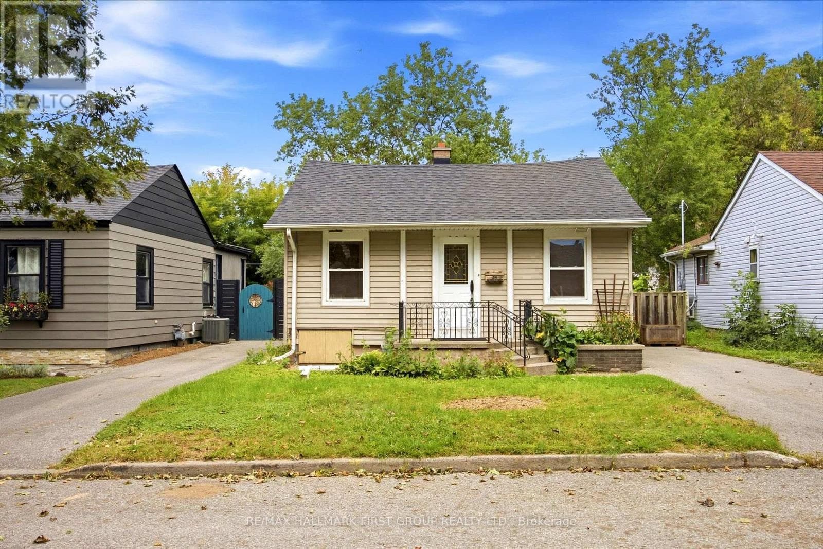 Single Family at 24 George Street, Ajax (Central), Ontario - Photo 2 - RE/MAX Garden City Realty