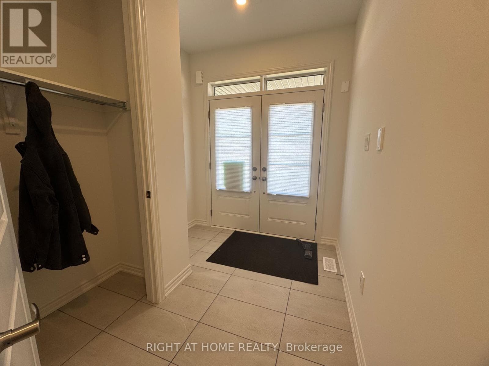 Multi-family at Main- 60 Debois Street, Kawartha Lakes (Lindsay), Ontario - Photo 6 - RE/MAX Garden City Realty