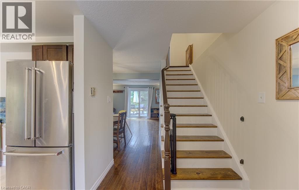 Single Family at 309 MAYVIEW Crescent, Waterloo, Ontario - Photo 10 - RE/MAX Garden City Realty