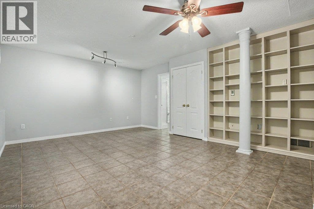 Single Family at 23 GROSVENOR Lane, Cambridge, Ontario - Photo 10 - RE/MAX Garden City Realty