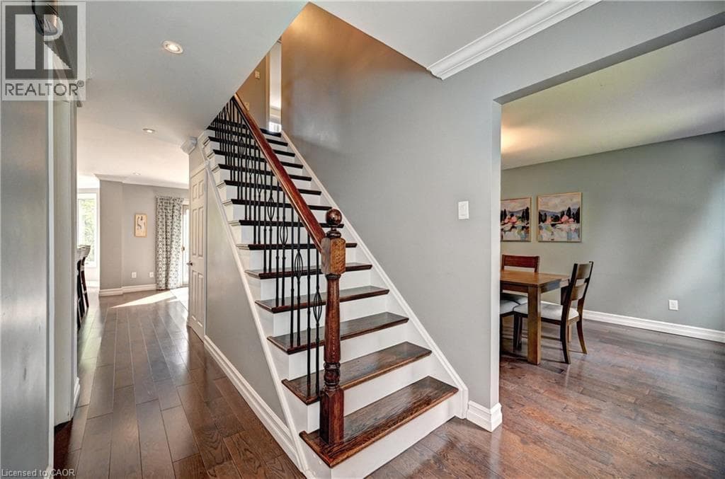 Single Family at 28 NOTCHWOOD Court, Kitchener, Ontario - Photo 6 - RE/MAX Garden City Realty