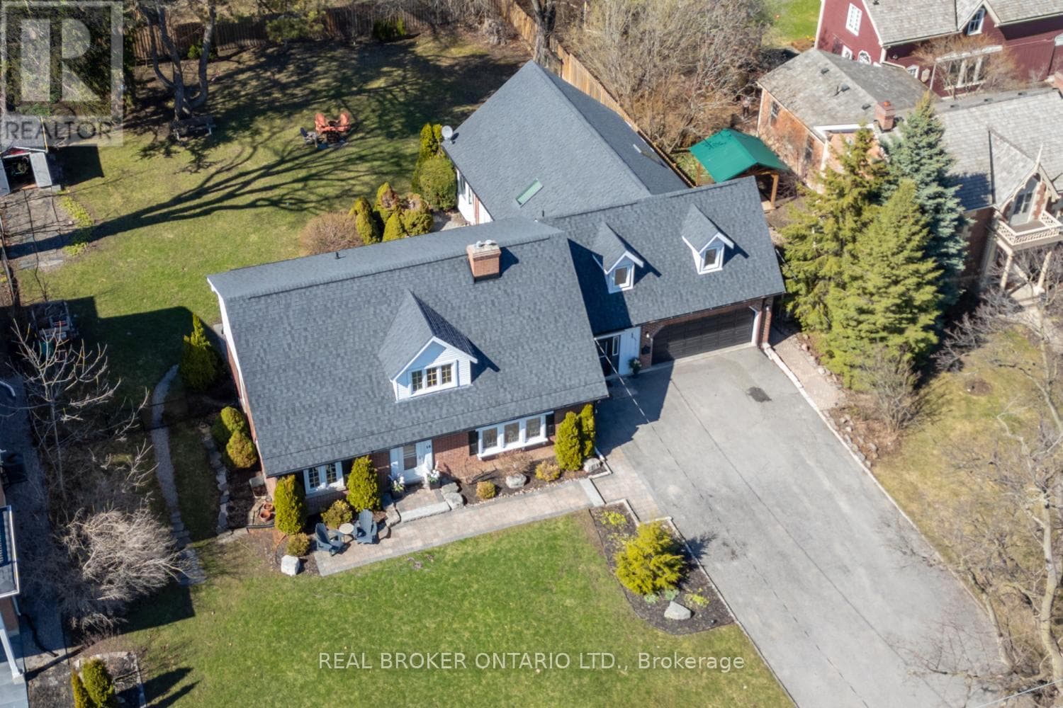 18 Concession Street