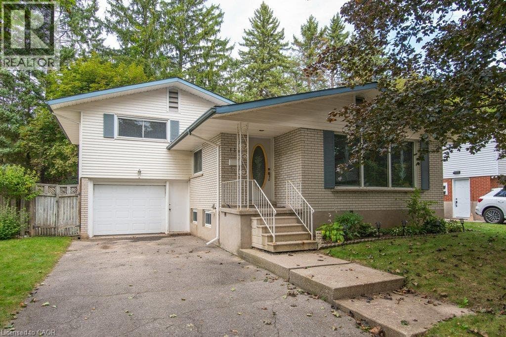 Single Family at 132 FOREST HILL Drive, Kitchener, Ontario - Photo 3 - RE/MAX Garden City Realty