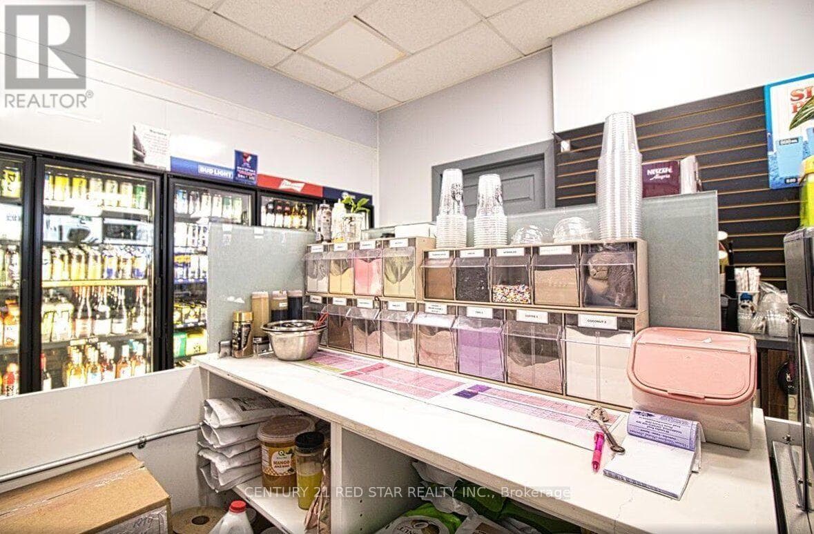 Retail at 410 Queen Street, Chatham-Kent (Chatham), Ontario - Photo 10 - RE/MAX Garden City Realty