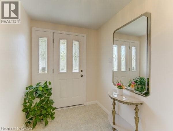 Single Family at 141 HAZELGLEN Drive, Kitchener, Ontario - Photo 5 - RE/MAX Garden City Realty