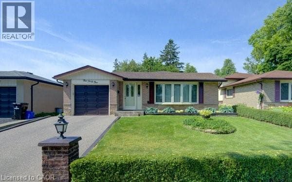 Single Family at 141 HAZELGLEN Drive, Kitchener, Ontario - Photo 2 - RE/MAX Garden City Realty