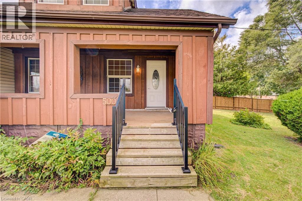 Single Family at 500 DUNDAS Street, Cambridge, Ontario - Photo 4 - RE/MAX Garden City Realty
