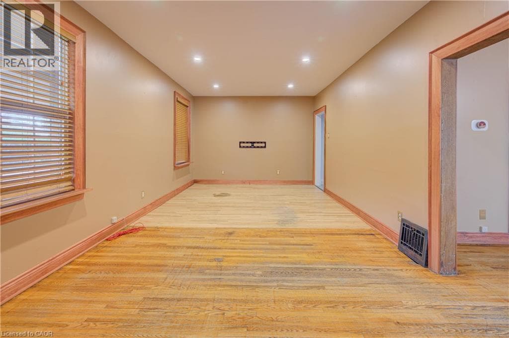 Single Family at 500 DUNDAS Street, Cambridge, Ontario - Photo 8 - RE/MAX Garden City Realty