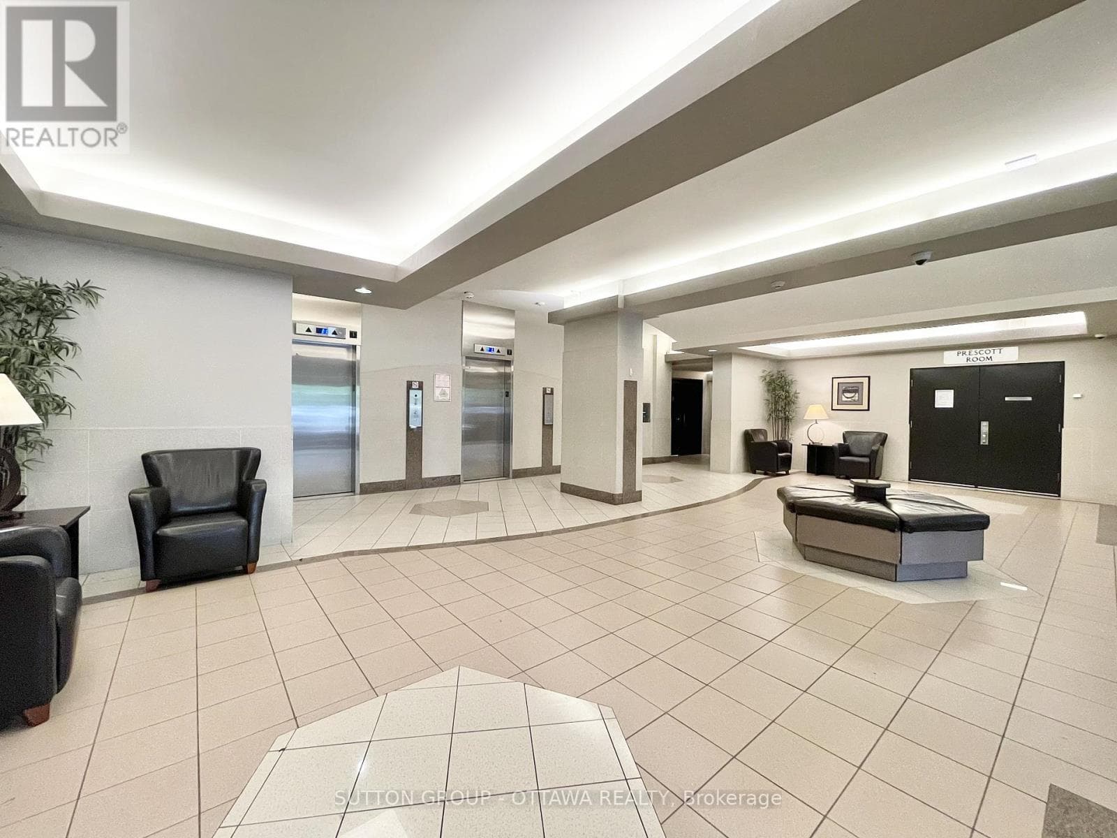 Single Family at 1908- 900 Dynes Road, Ottawa, Ontario - Photo 3 - RE/MAX Garden City Realty