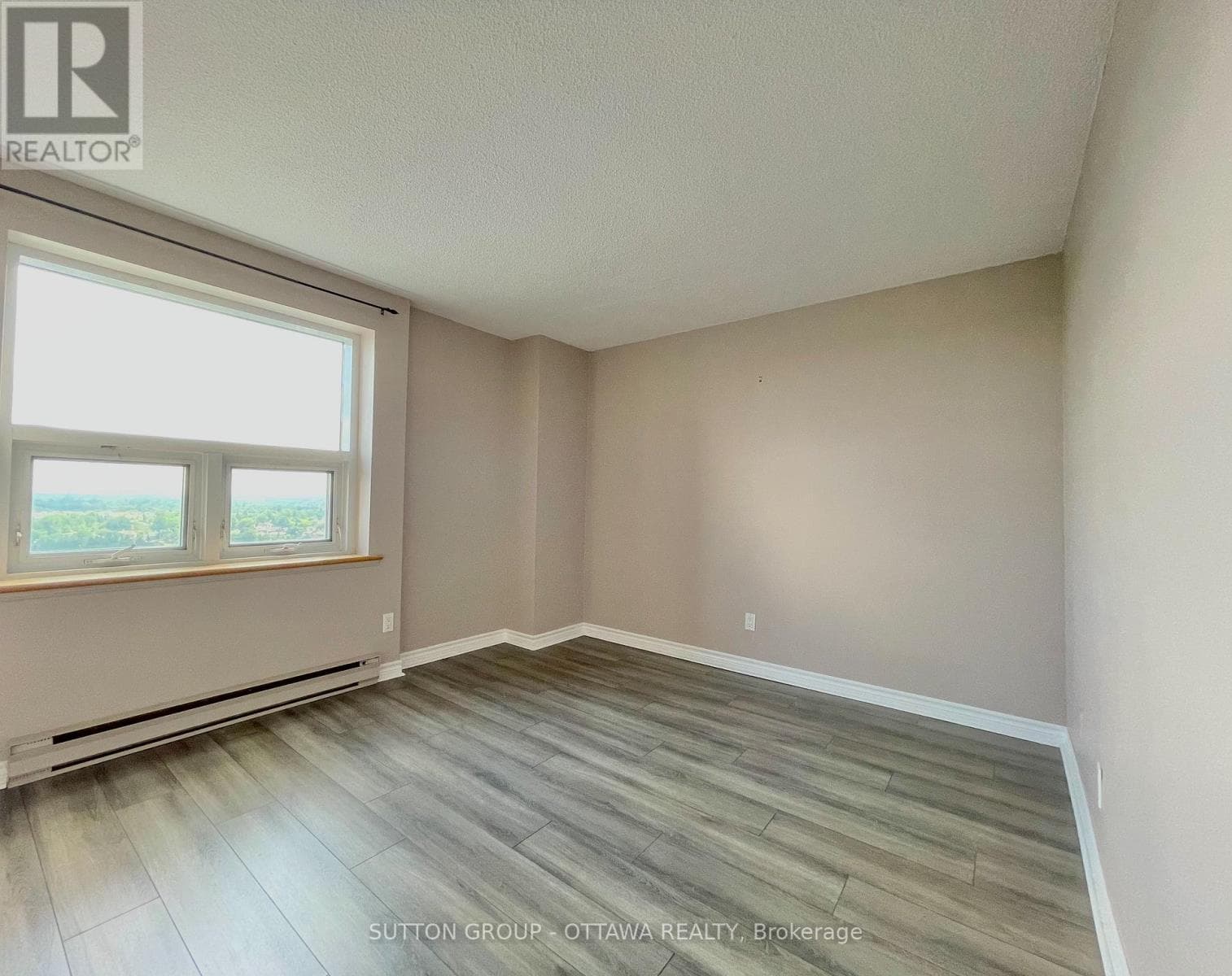Single Family at 1908- 900 Dynes Road, Ottawa, Ontario - Photo 9 - RE/MAX Garden City Realty