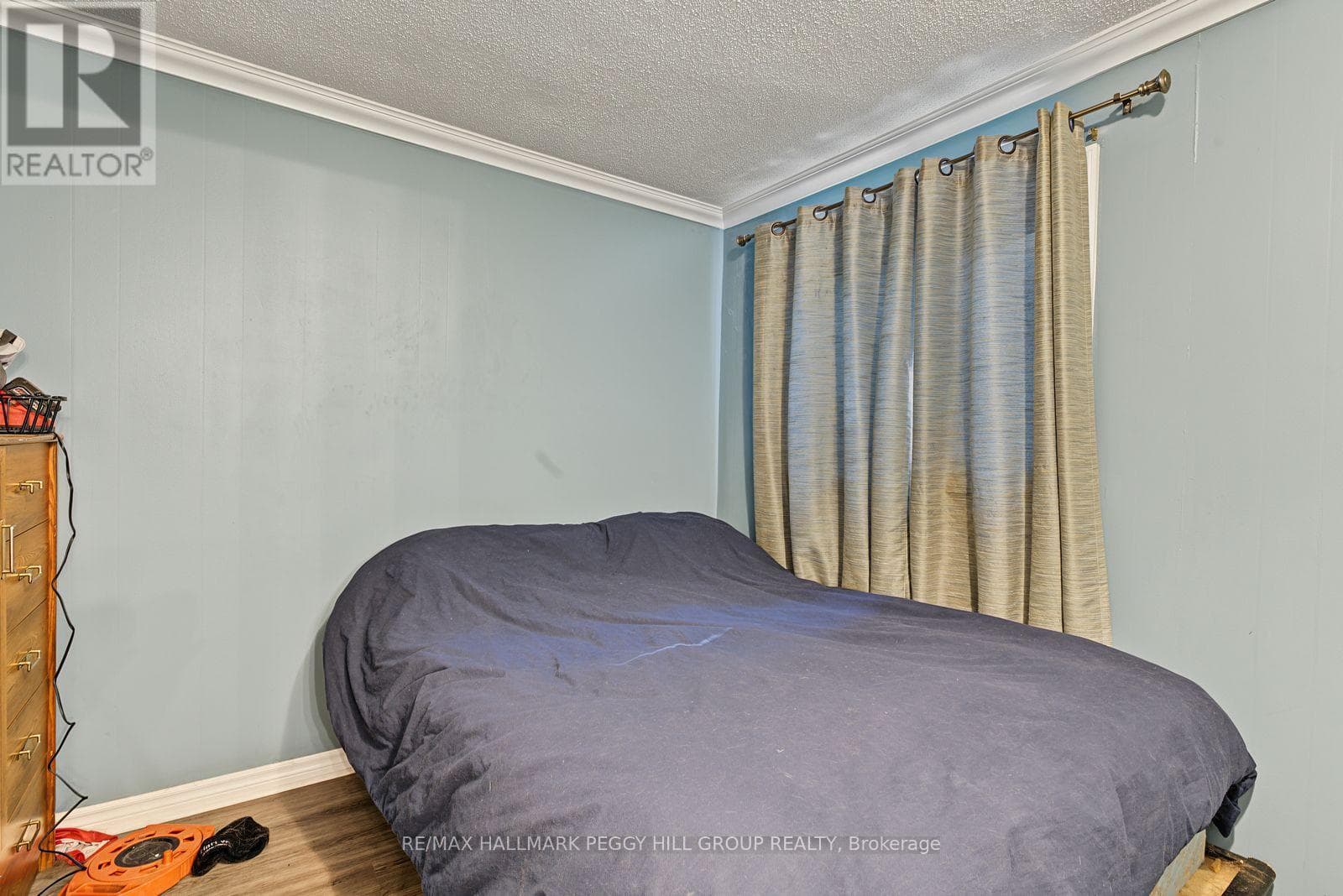 Single Family at Lower- 9 Baker Crescent, Barrie (Cundles East), Ontario - Photo 5 - RE/MAX Garden City Realty