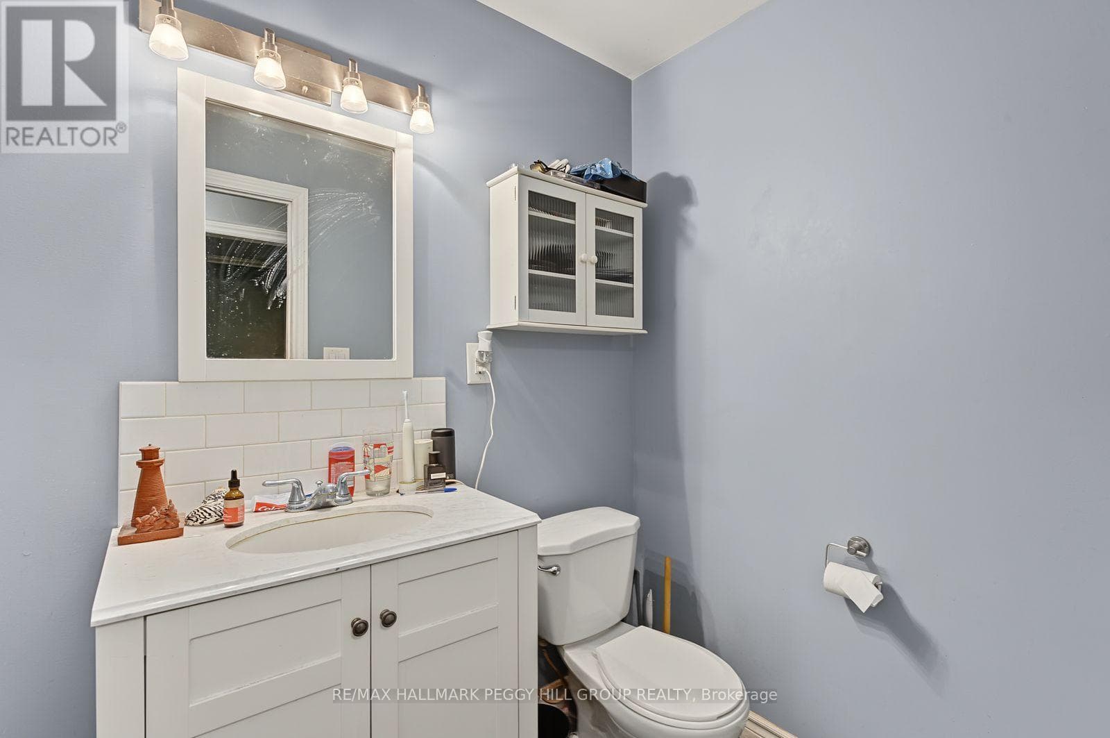 Single Family at Lower- 9 Baker Crescent, Barrie (Cundles East), Ontario - Photo 6 - RE/MAX Garden City Realty