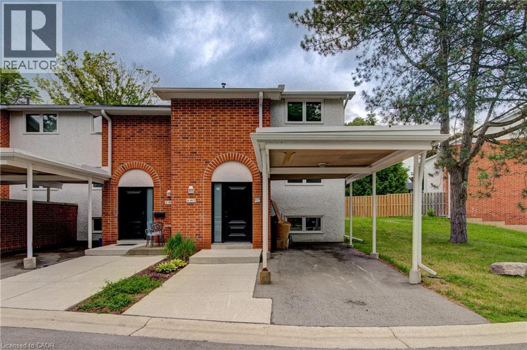 Single Family at 4- 417 KEATS Way, Waterloo, Ontario - Photo 3 - RE/MAX Garden City Realty