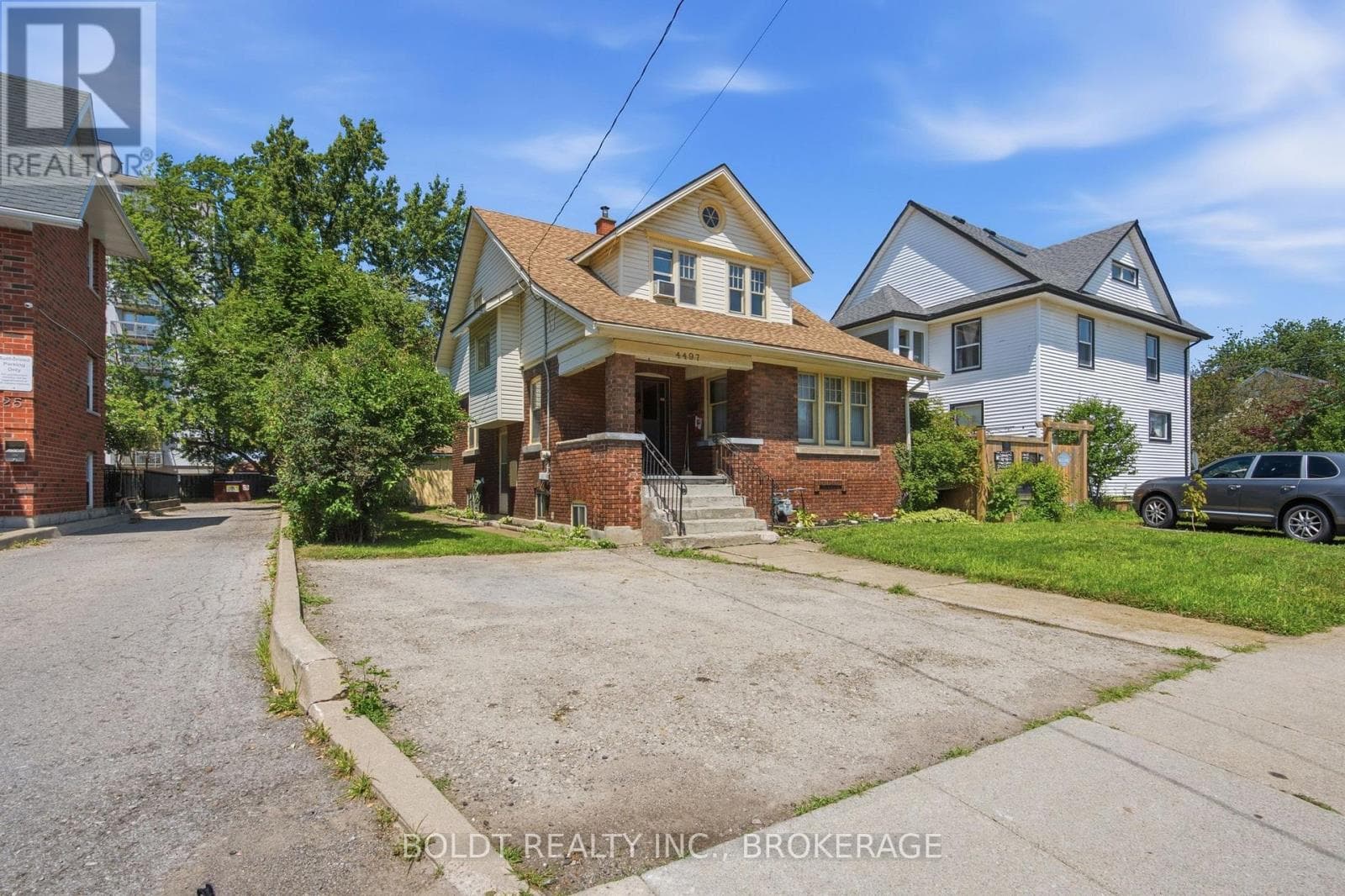 4497 Morrison Street