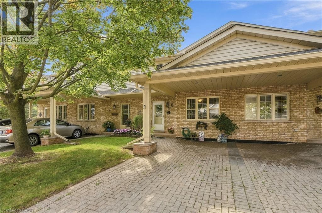 Single Family at 5- 9 WENTWORTH Drive, Grimsby, Ontario - Photo 2 - RE/MAX Garden City Realty