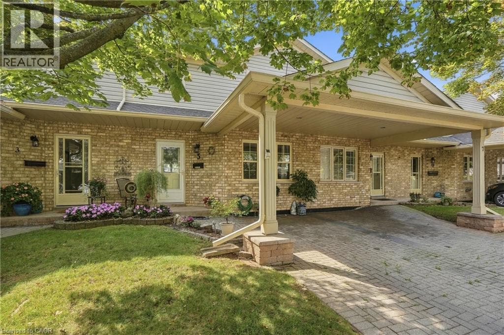 Single Family at 5- 9 WENTWORTH Drive, Grimsby, Ontario - Photo 3 - RE/MAX Garden City Realty