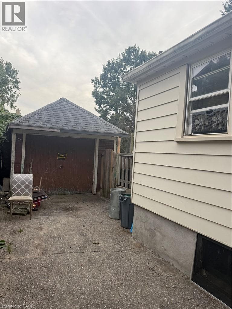 Single Family at 429 PARK Street, Kitchener, Ontario - Photo 2 - RE/MAX Garden City Realty