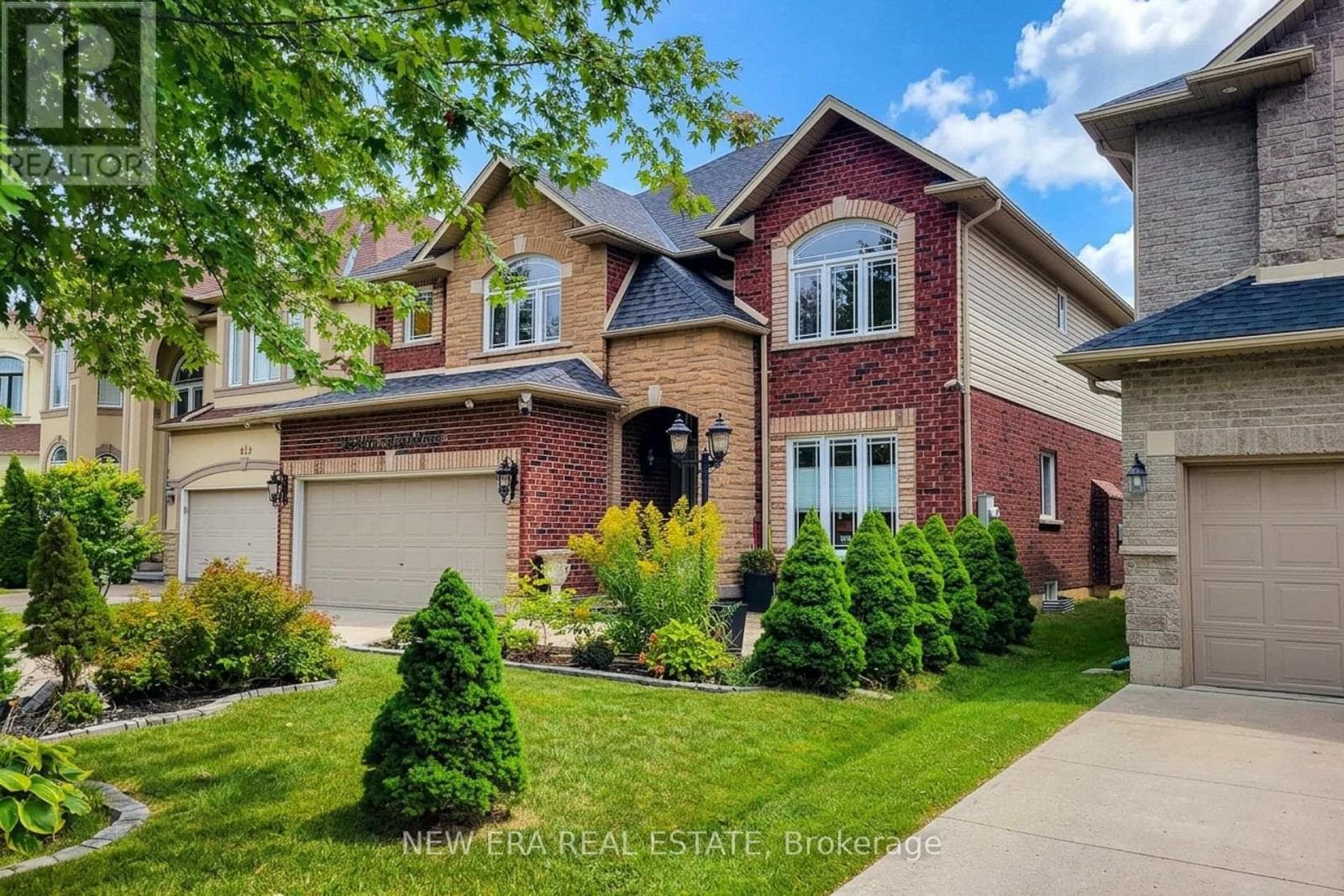 214 Cloverleaf Drive