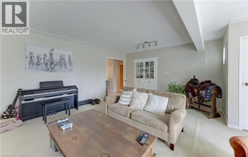 Single Family at 133 CORNELL Avenue, Kitchener, Ontario - Photo 7 - RE/MAX Garden City Realty