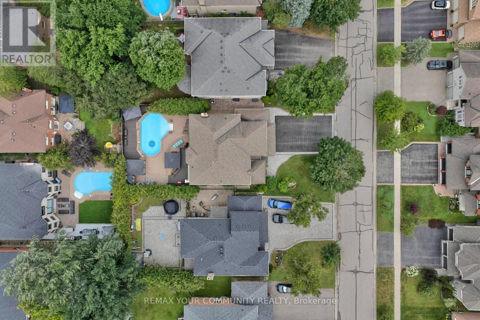 Single Family at 786 Exceller Circle, Newmarket (Stonehaven-Wyndham), Ontario - Photo 5 - RE/MAX Garden City Realty