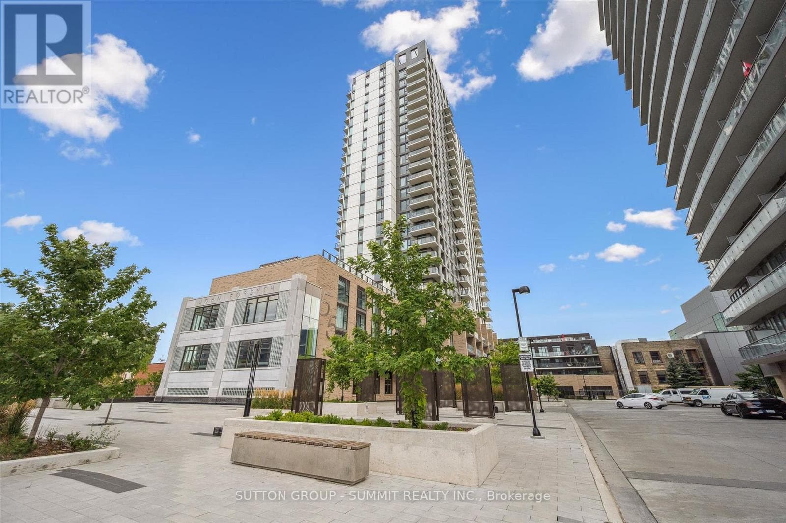 1203- 55 Duke Street