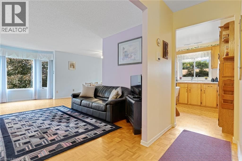 Single Family at 206- 67 BRECKENRIDGE Drive, Kitchener, Ontario - Photo 9 - RE/MAX Garden City Realty