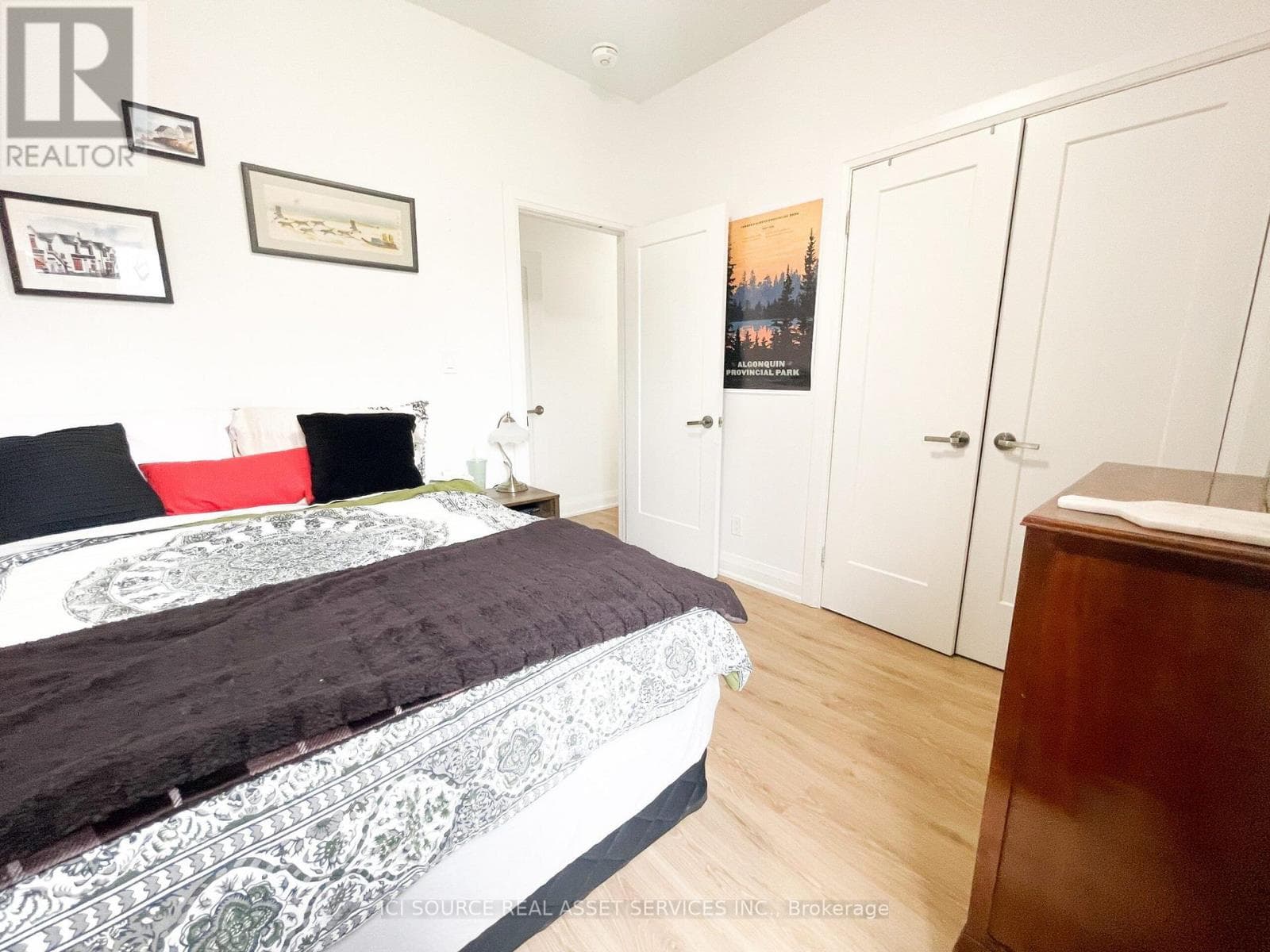 Single Family at 1- 20 Sullivan Street, Toronto (Kensington-Chinatown), Ontario - Photo 9 - RE/MAX Garden City Realty