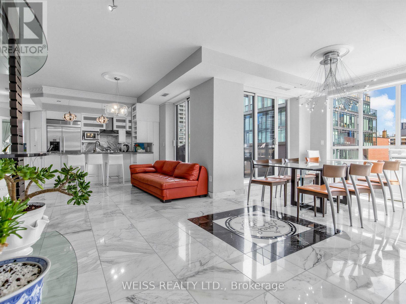 Single Family at 902- 18 Beverley Street, Toronto (Kensington-Chinatown), Ontario - Photo 3 - RE/MAX Garden City Realty