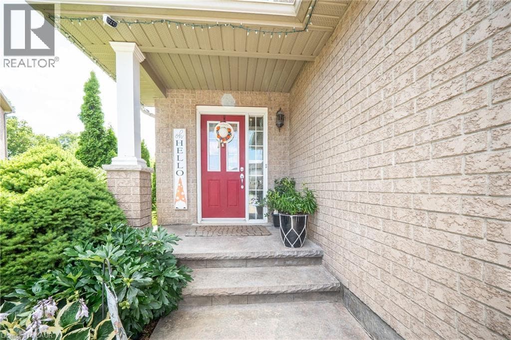 Single Family at 120 YATES Avenue, Cambridge, Ontario - Photo 3 - RE/MAX Garden City Realty