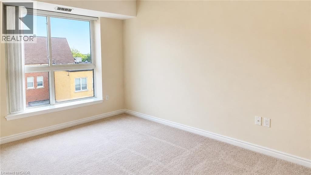 Single Family at 404- 20 ST. GEORGE Street, Kitchener, Ontario - Photo 9 - RE/MAX Garden City Realty