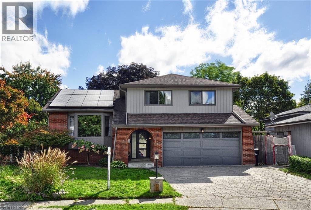 6 CRICKET HOLLOW Place