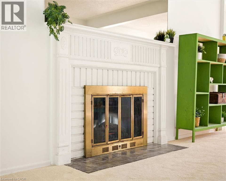 Single Family at 351 CRAIGLEITH Drive, Waterloo, Ontario - Photo 10 - RE/MAX Garden City Realty
