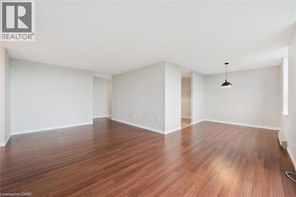 Single Family at 1603- 35 GREEN VALLEY Drive, Kitchener, Ontario - Photo 10 - RE/MAX Garden City Realty
