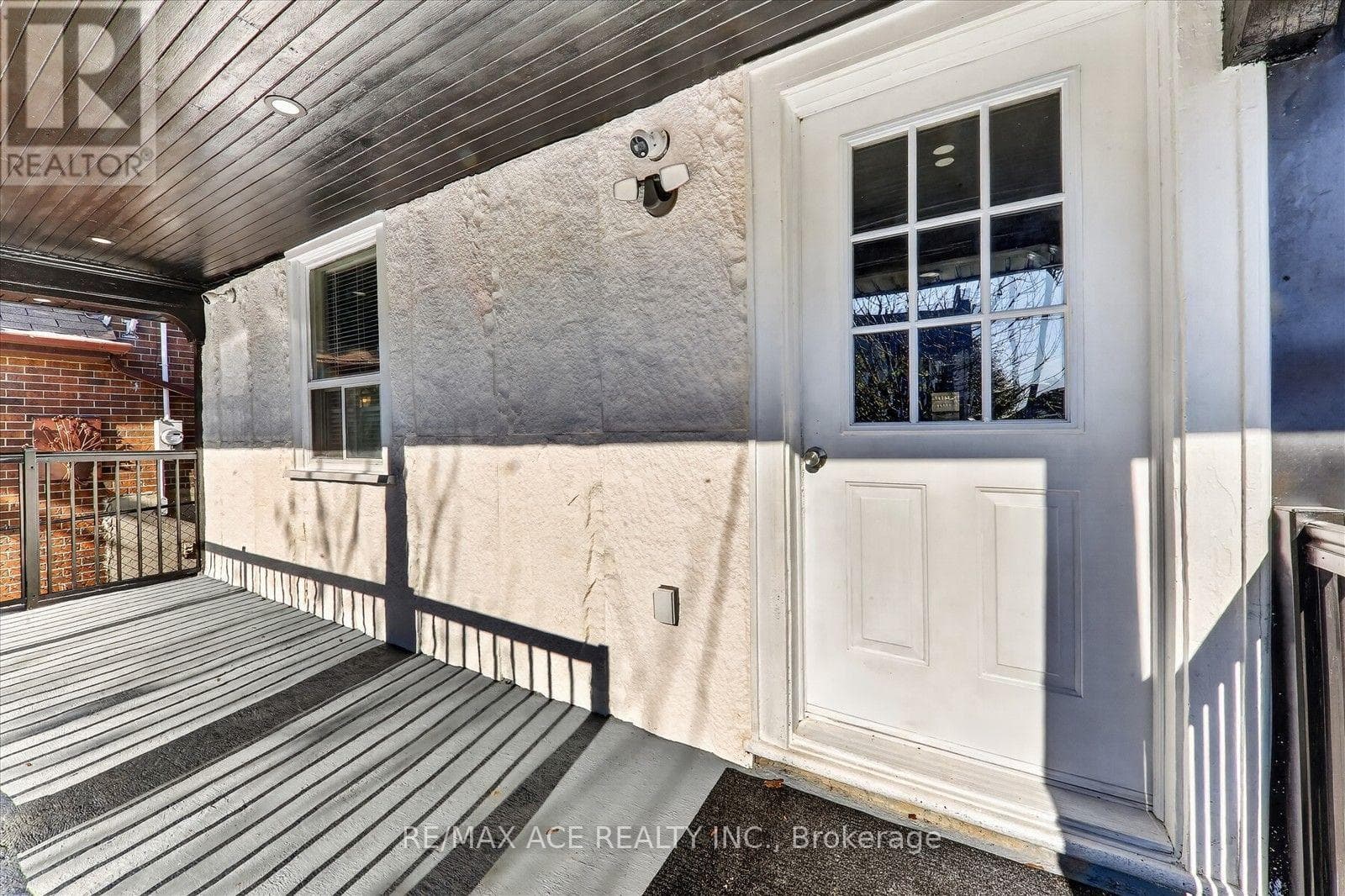 Single Family at 47 Laurel Avenue, Toronto (Kennedy Park), Ontario - Photo 5 - RE/MAX Garden City Realty