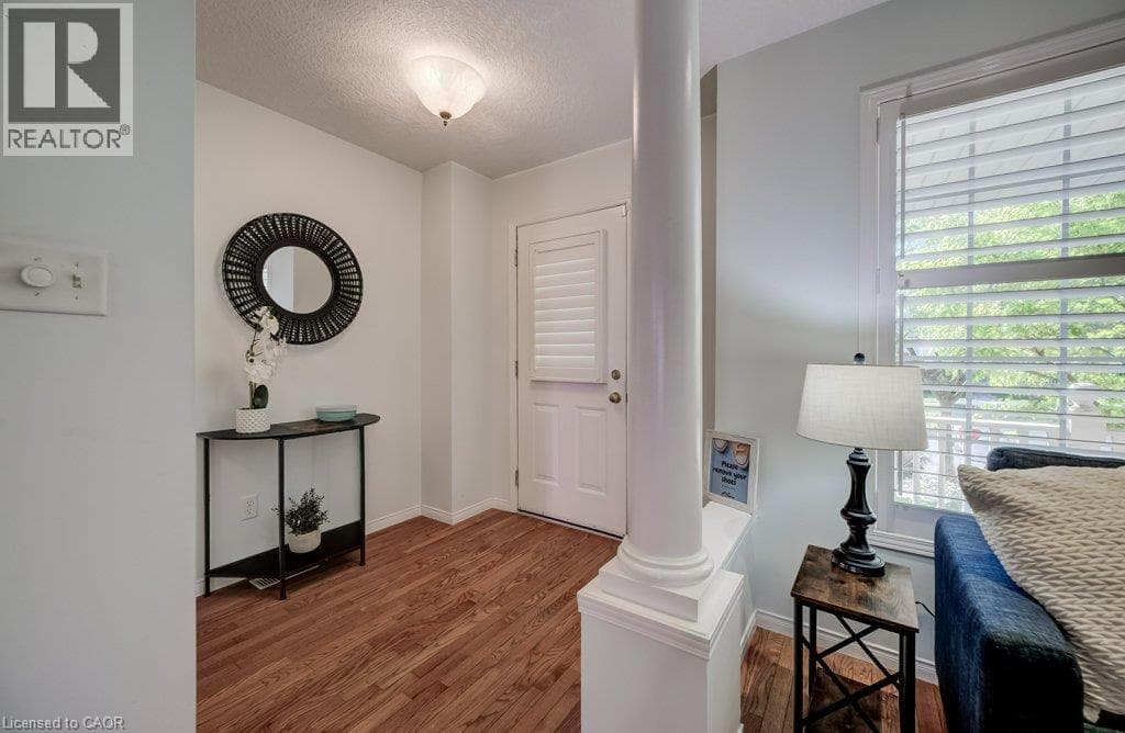 Single Family at 620 NEW BEDFORD Drive, Waterloo, Ontario - Photo 7 - RE/MAX Garden City Realty