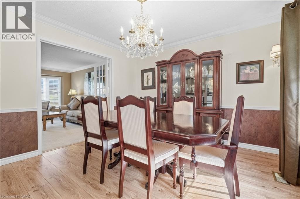 Single Family at 5 MICHELLE Drive, St. Catharines, Ontario - Photo 10 - RE/MAX Garden City Realty