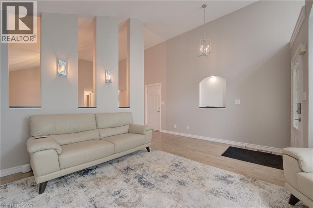 Single Family at 574 CLIPPER Drive, Waterloo, Ontario - Photo 7 - RE/MAX Garden City Realty