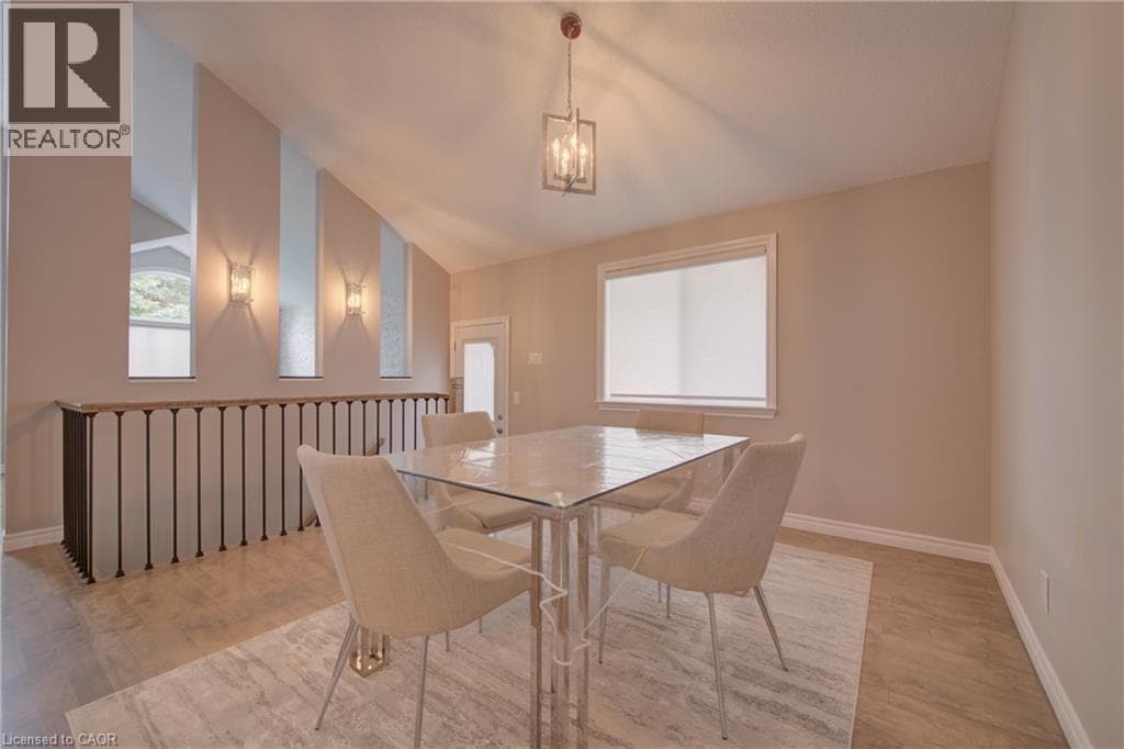 Single Family at 574 CLIPPER Drive, Waterloo, Ontario - Photo 10 - RE/MAX Garden City Realty