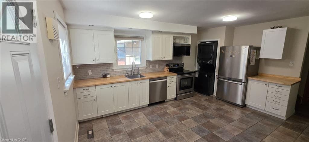 Single Family at 107 ELGIN Crescent, Waterloo, Ontario - Photo 6 - RE/MAX Garden City Realty