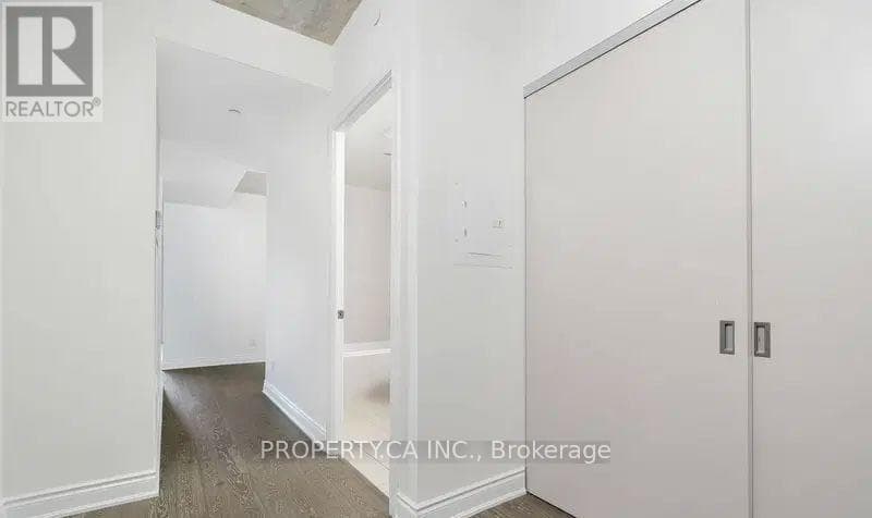 Single Family at 301- 608 Richmond Street, Toronto (Kensington-Chinatown), Ontario - Photo 4 - RE/MAX Garden City Realty
